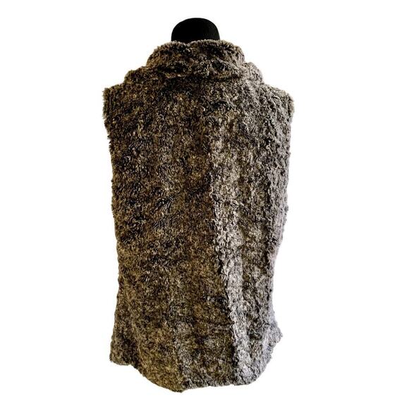 Chico's Faux Fur Chinchilla Long Brown Vest Size Chico's 1 or Size Medium - Picture 5 of 7